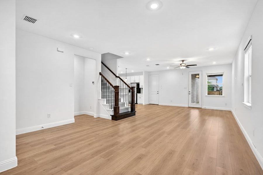 Spacious, unfurnished interior of a new home in Cross Creek Meadows, Celina (Image 11).