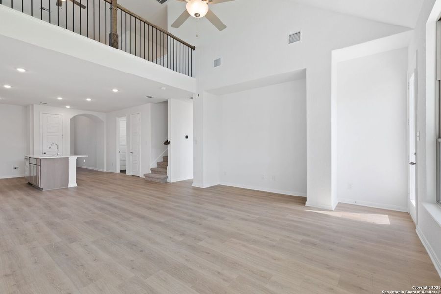 Image 26 of a home in Mayfair.