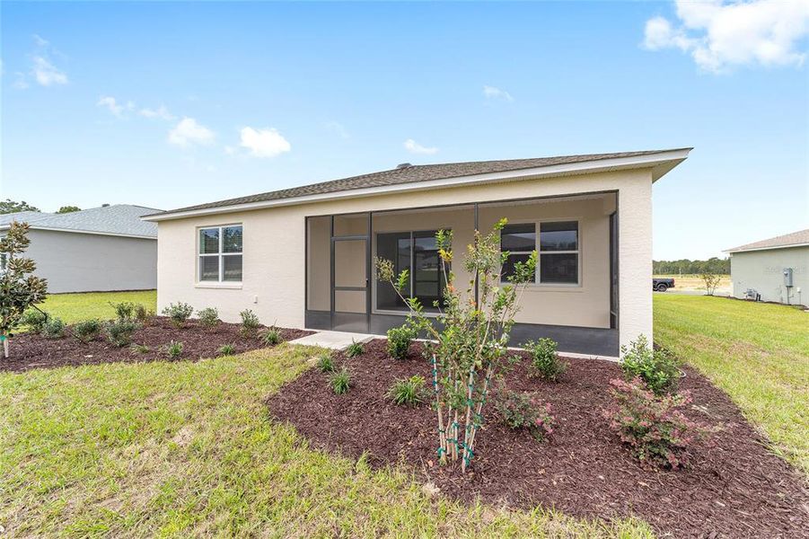 Exterior details and patio area of a home in , Ocala (Image 15). Exterior details and patio area of a home in , Ocala (Image 15).