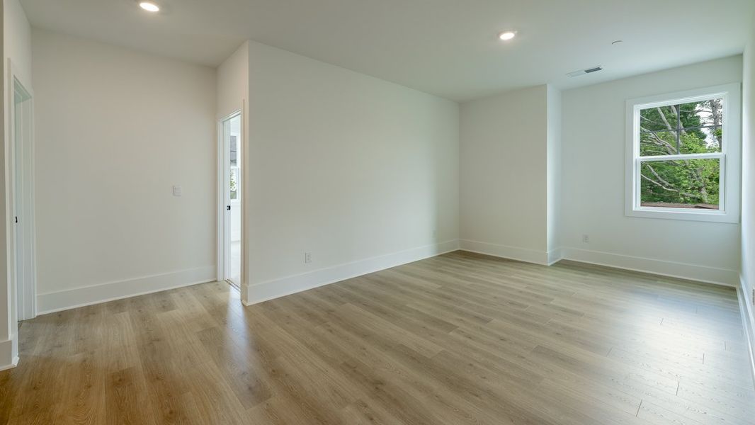 Representative unfurnished interior of a home built from the Hanover by D.R. Horton in The Village at Sandy Plains, Marietta (Image 35).
