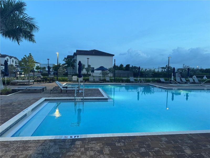 Community amenities in , Homestead (Image 47).