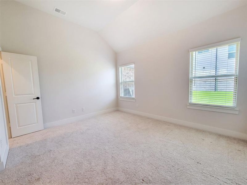 Spacious, unfurnished interior of a new home in , Midlothian (Image 13).