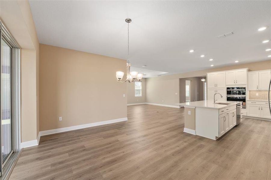 Spacious, unfurnished interior of a new home in , Ocala (Image 41).
