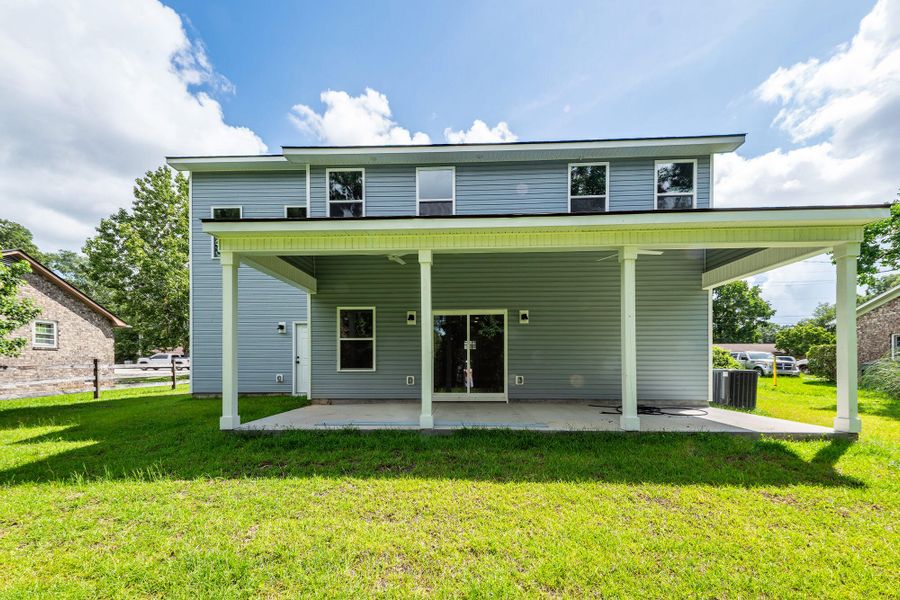 Front exterior of a new home in , Hanahan, SC, highlighting curb appeal (Image 20).