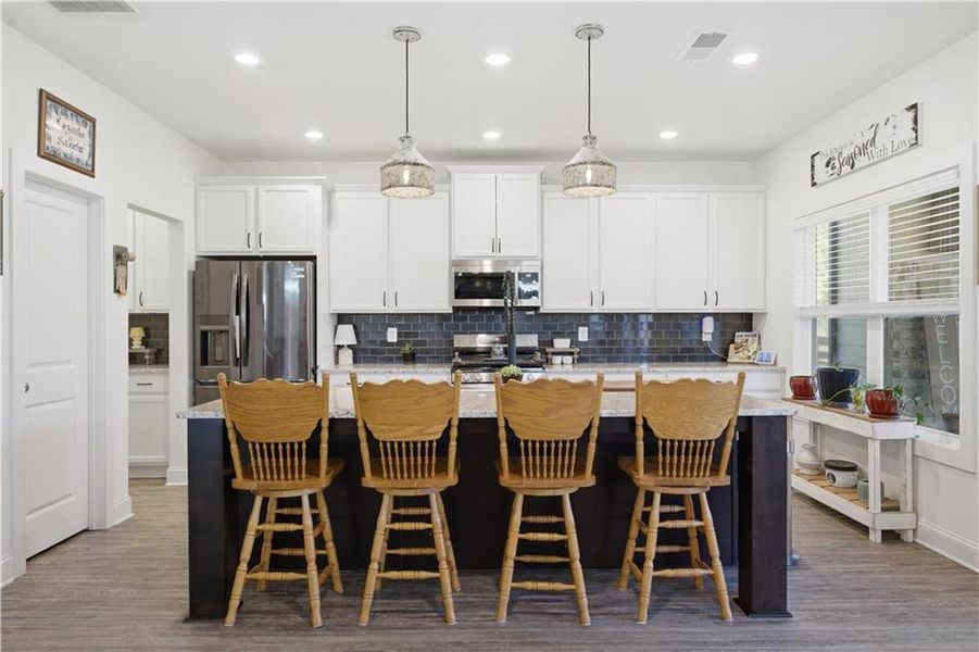 Furnished interior view inside a new home in , Dallas (Image 8).