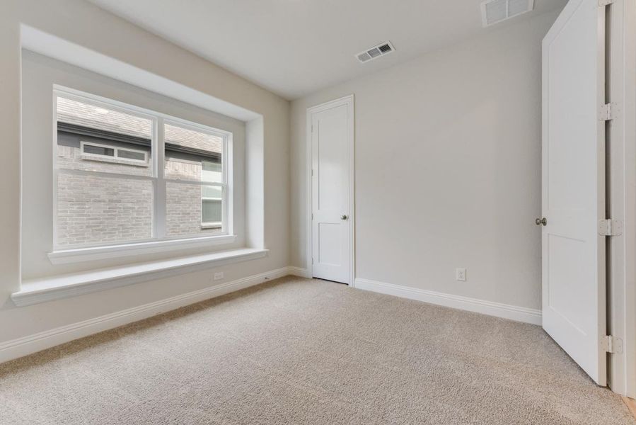 Spacious, unfurnished interior of a new home in Cedar Ridge Estates, Grand Prairie (Image 30). Spacious, unfurnished interior of a new home in Cedar Ridge Estates, Grand Prairie (Image 30).