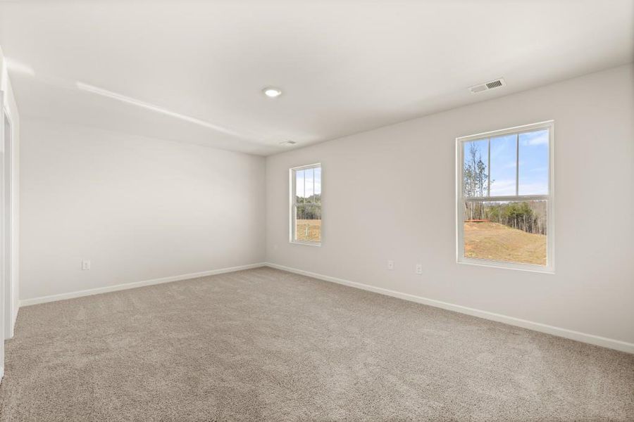 Spacious, unfurnished interior of a new home in Oconee Overlook, Gainesville (Image 41). Spacious, unfurnished interior of a new home in Oconee Overlook, Gainesville (Image 41).