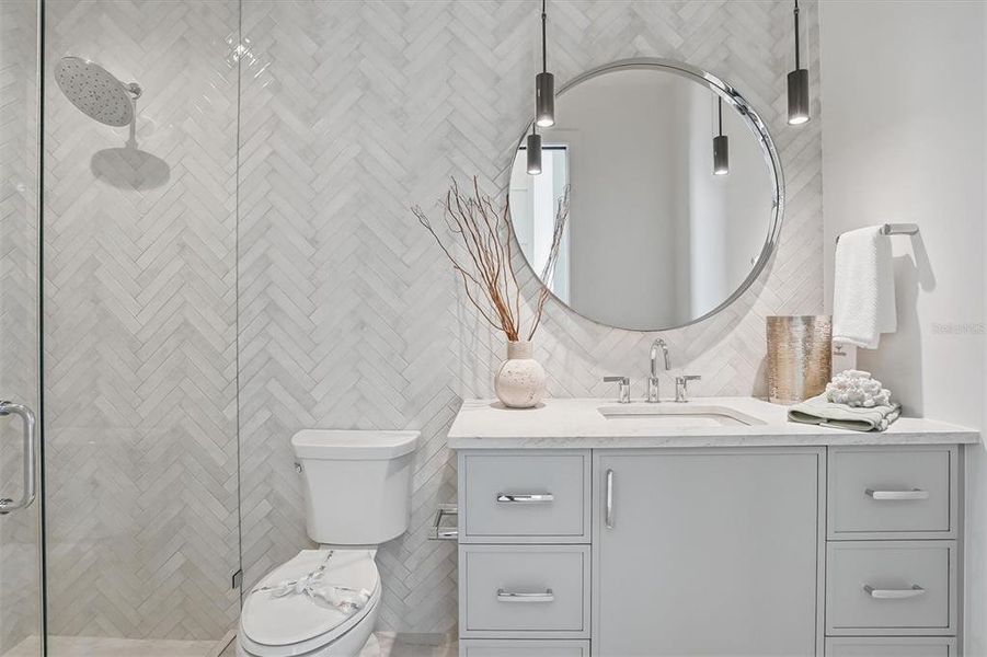 Furnished interior view inside a new home in , Sarasota (Image 50).