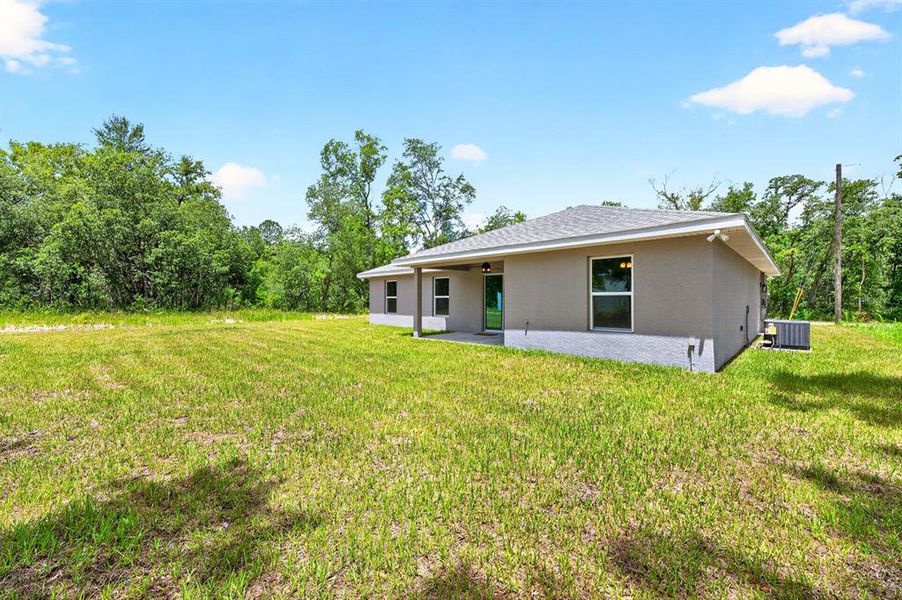 Exterior details and patio area of a home in , Ocklawaha (Image 22). Exterior details and patio area of a home in , Ocklawaha (Image 22).