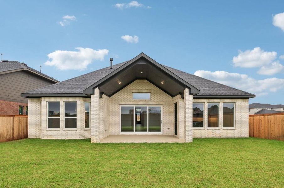 Exterior details and patio area of a home in The Grand Prairie 60', Hockley (Image 3).