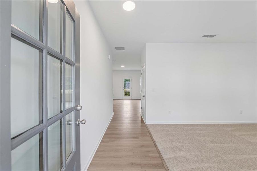 Spacious, unfurnished interior of a new home in The Pointe at Heron Bay, Locust Grove (Image 15). Spacious, unfurnished interior of a new home in The Pointe at Heron Bay, Locust Grove (Image 15).