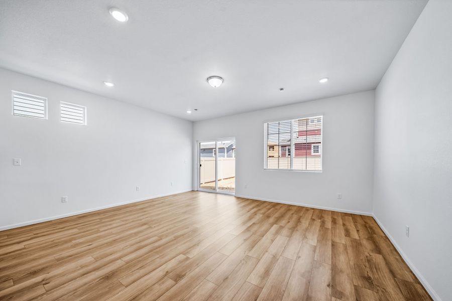 Spacious, unfurnished interior of a new home in Reunion, Commerce City (Image 19). Spacious, unfurnished interior of a new home in Reunion, Commerce City (Image 19).