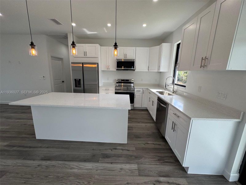 Furnished interior view inside a new home in , Cape Coral (Image 11).