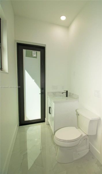 Furnished interior view inside a new home in , Lehigh Acres (Image 8).