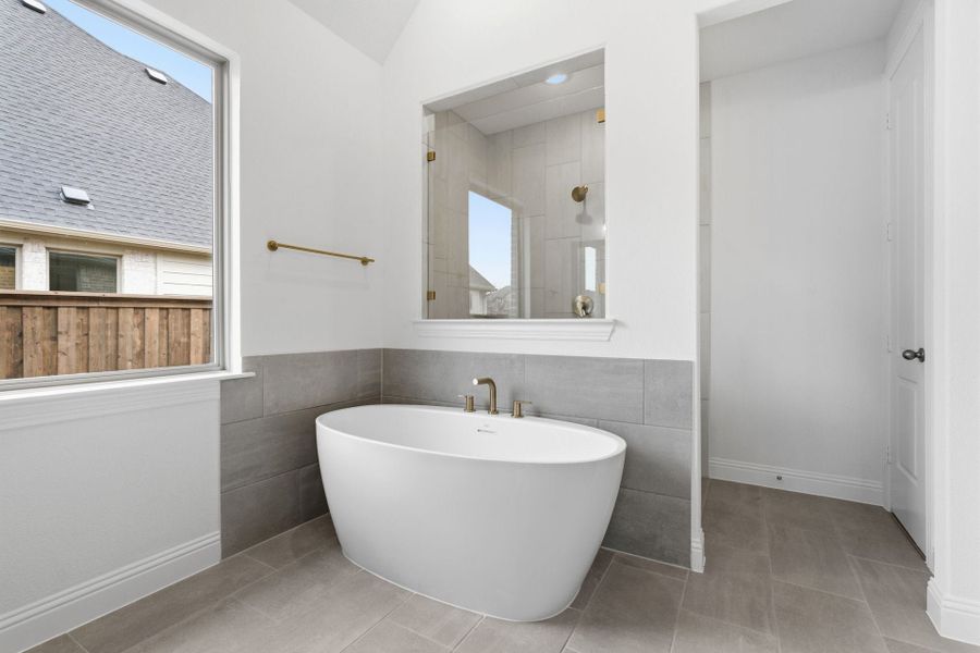 4br New Home in Mansfield, TX.  - Slide 25