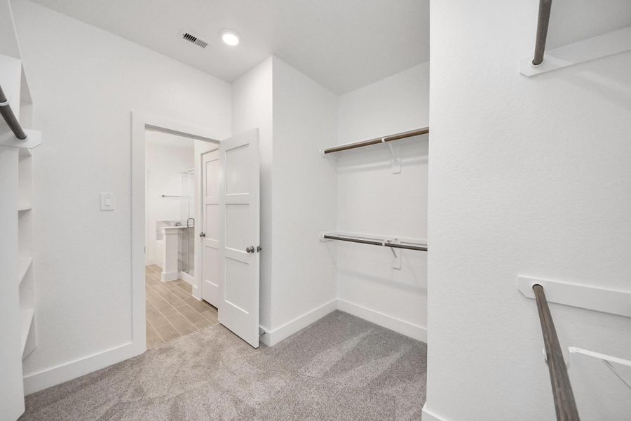 Image 29 of a home in Sunterra: Landmark Collection.