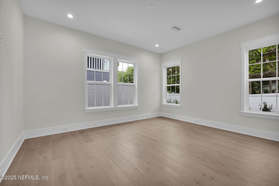 Spacious, unfurnished interior of a new home in , Atlantic Beach (Image 23). Spacious, unfurnished interior of a new home in , Atlantic Beach (Image 23).