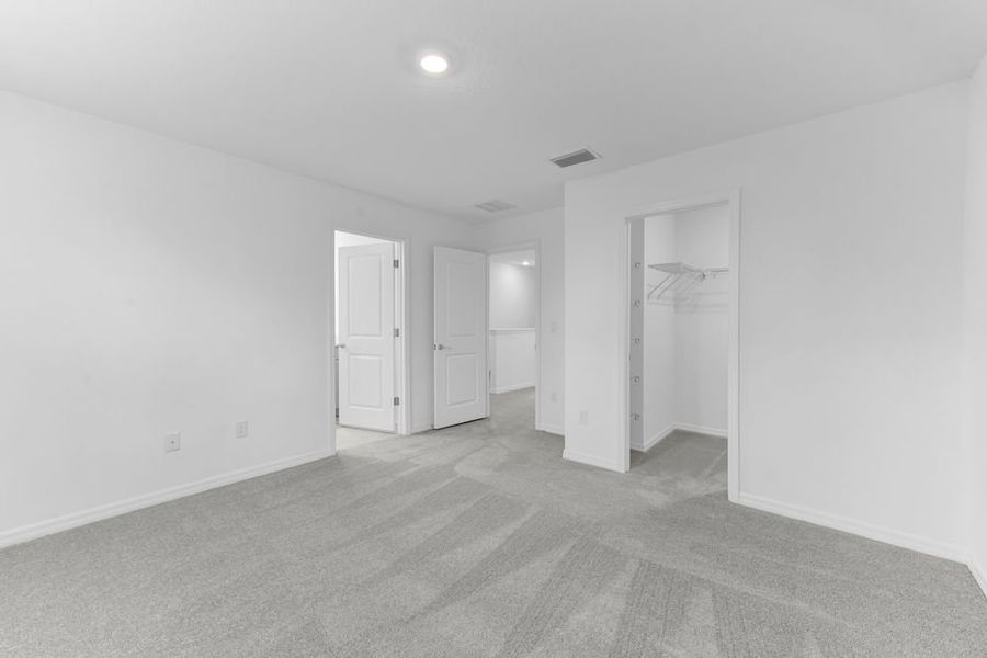 Spacious, unfurnished interior of a new home in Vinterra Townhomes, Nokomis (Image 13).