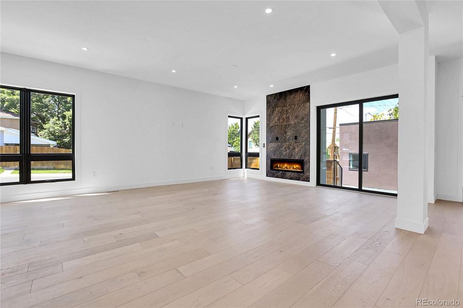Spacious, unfurnished interior of a new home in , Denver (Image 35).
