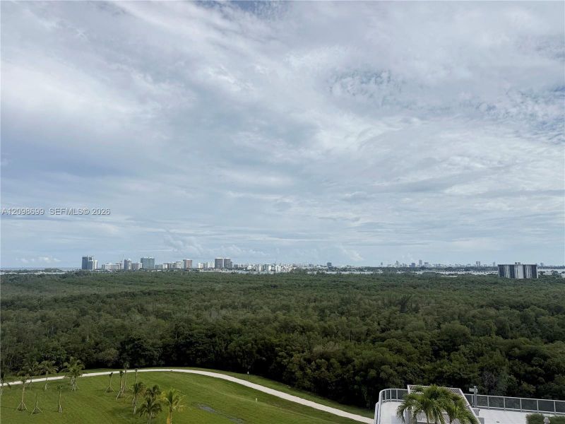 Natural landscape and outdoor views near in North Miami (Image 45). Natural landscape and outdoor views near in North Miami (Image 45).