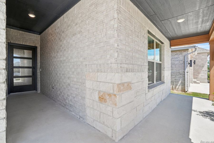 Exterior details and patio area of a home in , New Braunfels (Image 23).