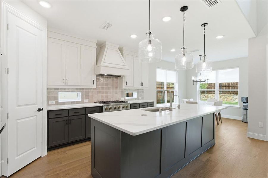 Furnished interior view inside a new home in , Copper Canyon (Image 12).