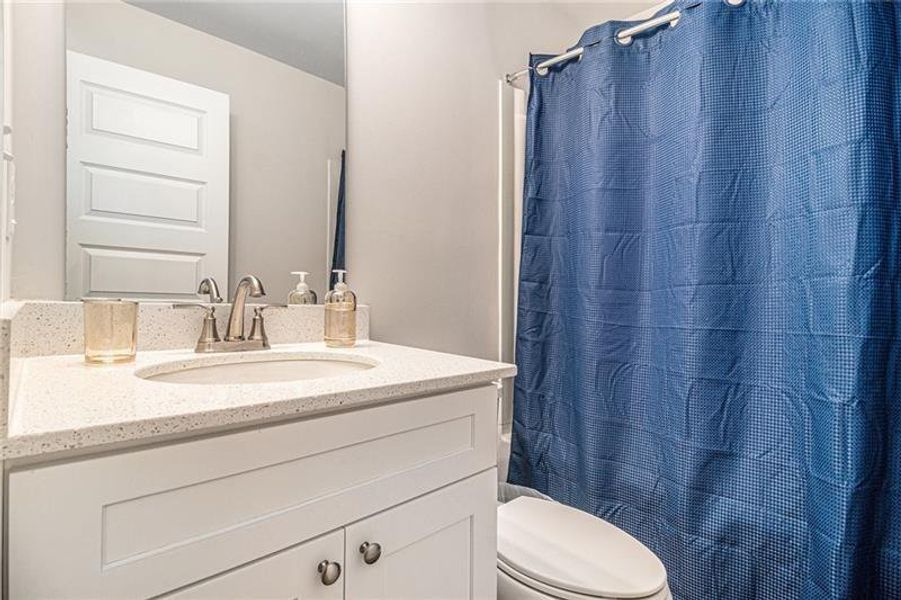 Image 32 of a home in .