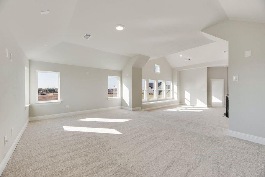 Spacious, unfurnished interior of a new home in Park Trails, Forney (Image 31).