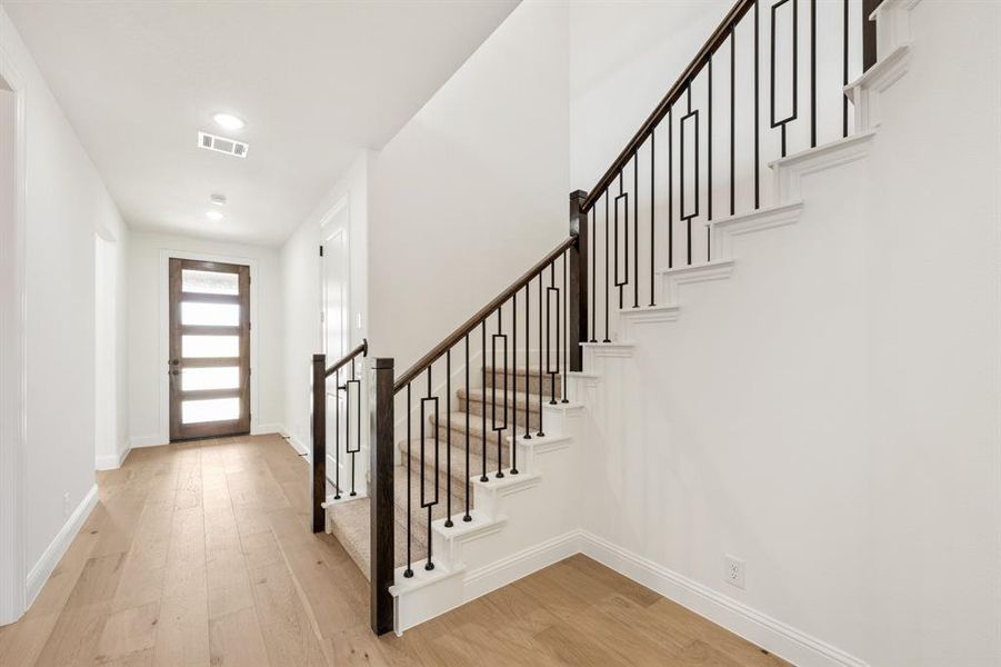 Spacious, unfurnished interior of a new home in Windsong Ranch, Prosper (Image 18).