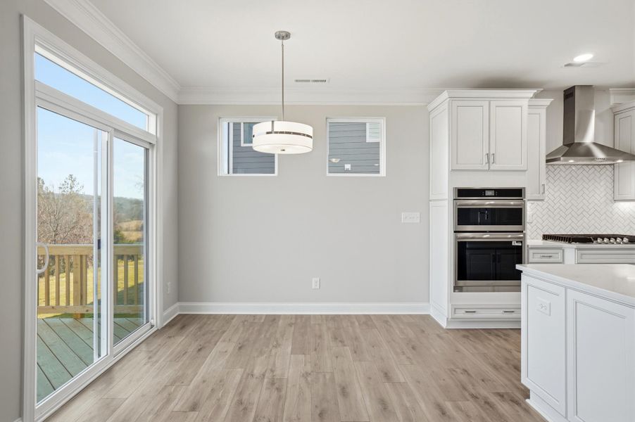 Spacious, unfurnished interior of a new home in Summerlin, Mooresville (Image 27).