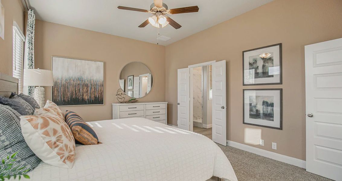 Representative furnished interior of a home built from the Lyndon by Chesmar Homes in Meyer Ranch, New Braunfels (Image 9).