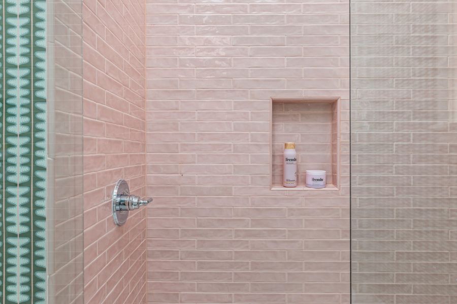 Representative interior finishes for a home built from the Avondale II by Riverside Homes in Hidden Creek at SilverLeaf, St. Augustine (Image 24). Representative interior finishes for a home built from the Avondale II by Riverside Homes in Hidden Creek at SilverLeaf, St. Augustine (Image 24).