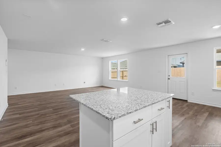 Furnished interior view inside a new home in Cinco Lakes, San Antonio (Image 2).