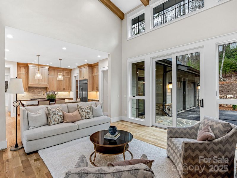 Open Floor Plan ideal for entertaining Open Floor Plan ideal for entertaining