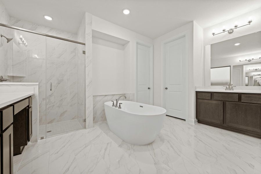 Furnished interior view inside a new home in Candela – 60', Richmond (Image 5).