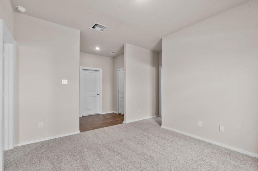 Spacious, unfurnished interior of a new home in Windrose Green, Angleton (Image 27). Spacious, unfurnished interior of a new home in Windrose Green, Angleton (Image 27).