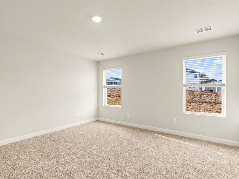 Welcome to the Lennon floorplan at Brayfield Manor - Heritage Collection.