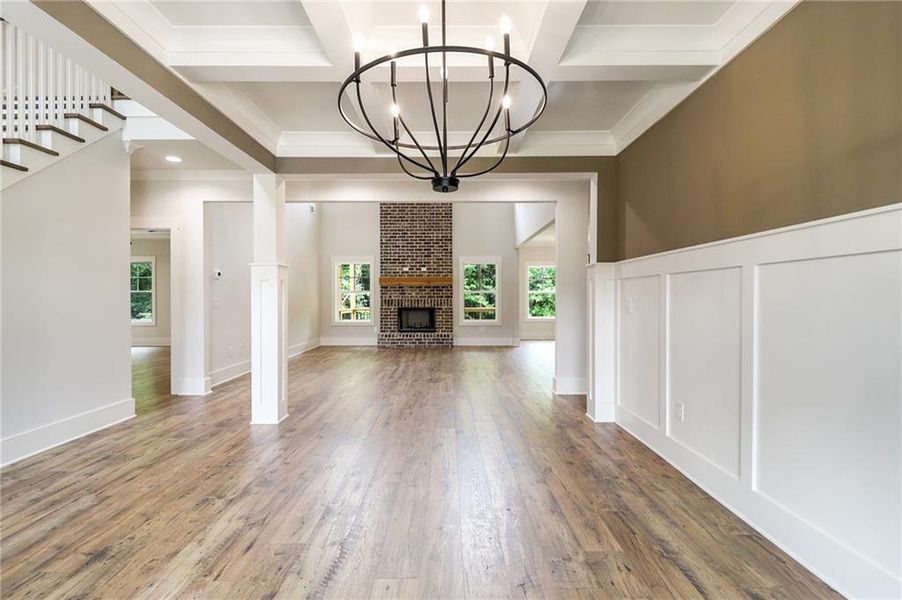 Spacious, unfurnished interior of a new home in Spring Creek, Monroe (Image 14).