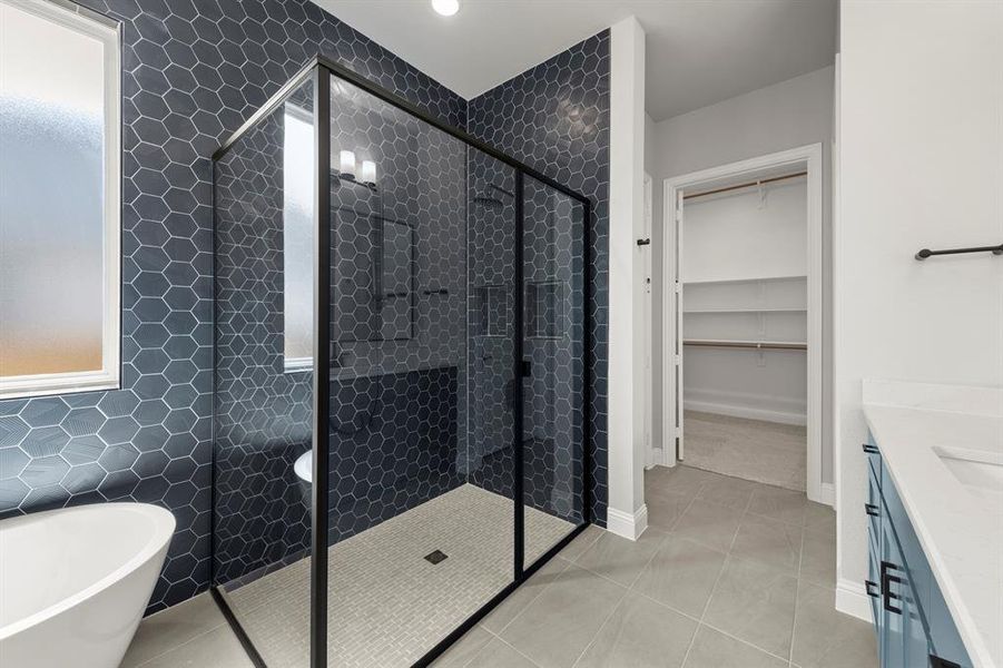 17. 1580 Binkley - Bath (3)