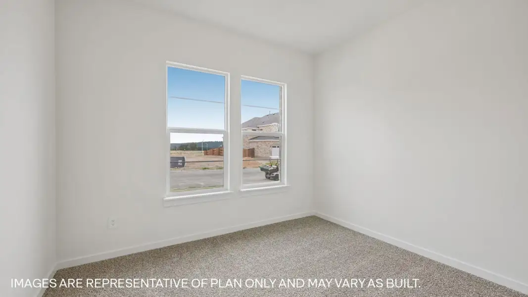 Spacious, unfurnished interior of a new home in The Enclave at Bar W Ranch, Leander (Image 25).