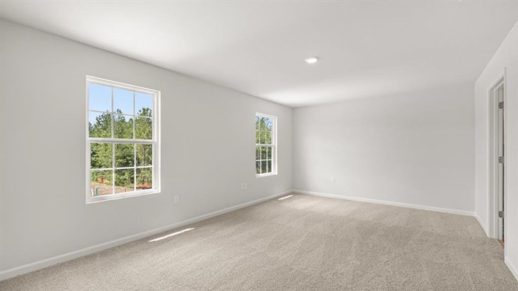 Spacious, unfurnished interior of a new home in Oconee Overlook, Gainesville (Image 26).