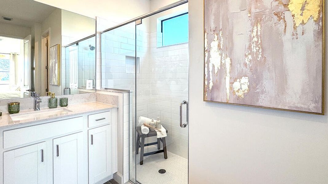 periwinkle_owners_bath_2of3_f1[1]