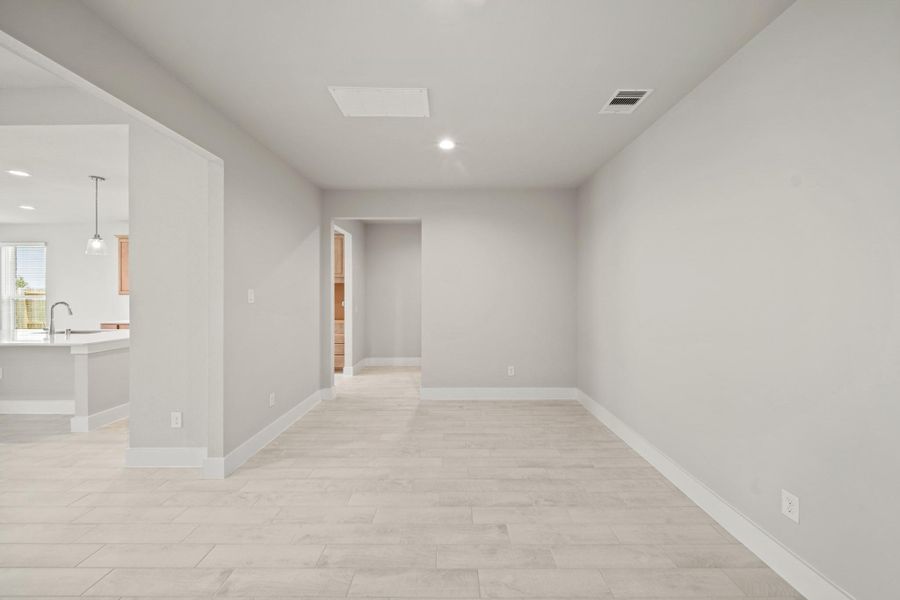 Spacious, unfurnished interior of a new home in Beacon Hill, Waller (Image 28). Spacious, unfurnished interior of a new home in Beacon Hill, Waller (Image 28).