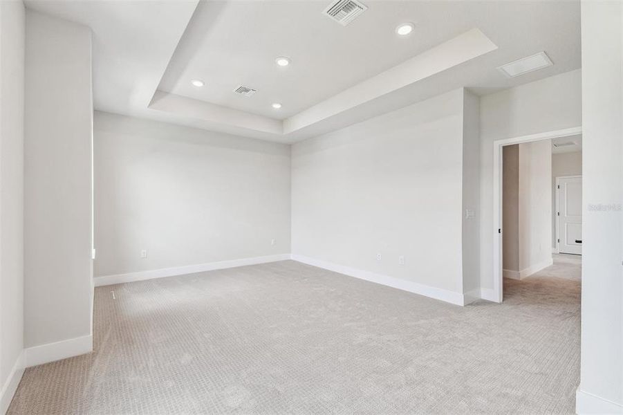 Spacious, unfurnished interior of a new home in Emerald Landing at Waterside at Lakewood Ranch – Cottage Series, Sarasota (Image 22).