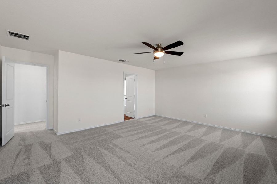 Spacious, unfurnished interior of a new home in Salerno - Heritage Collection, Round Rock (Image 28). Spacious, unfurnished interior of a new home in Salerno - Heritage Collection, Round Rock (Image 28).