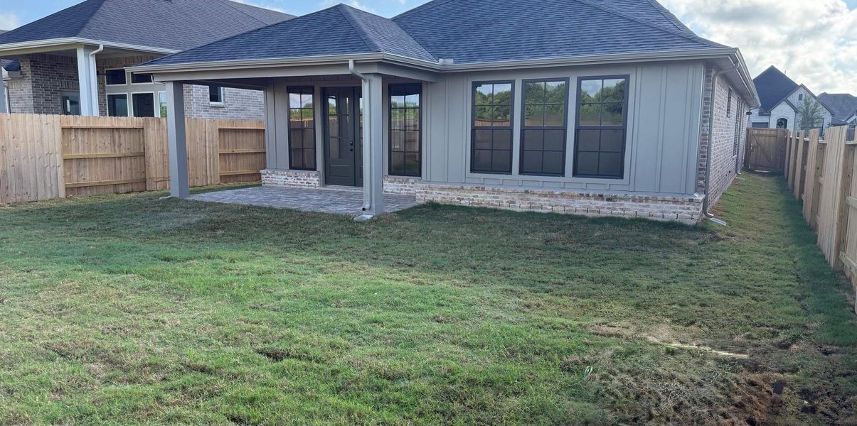 Exterior details and patio area of a home in , Katy (Image 3).