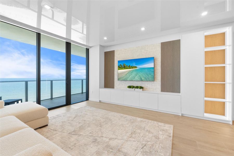 Custom Cabinets Custom Cabinets