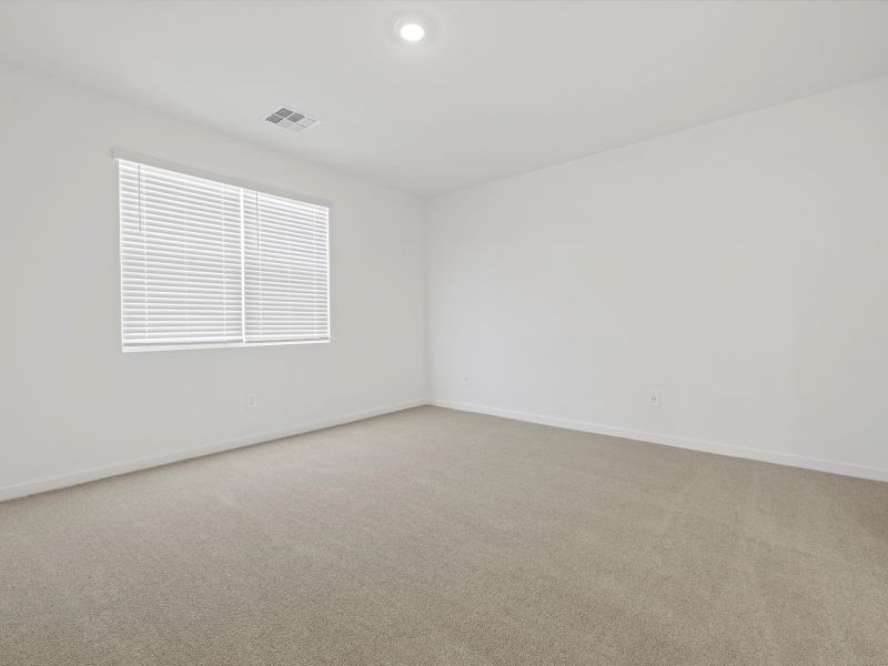 Spacious, unfurnished interior of a new home in Rancho Mirage Signature Series, Maricopa (Image 12).