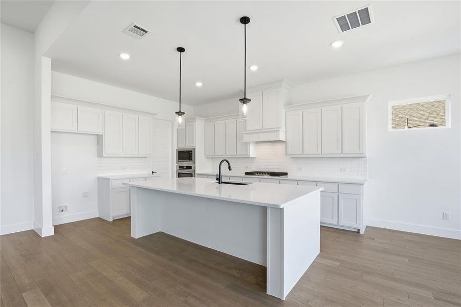 Furnished interior view inside a new home in , Fort Worth (Image 6).