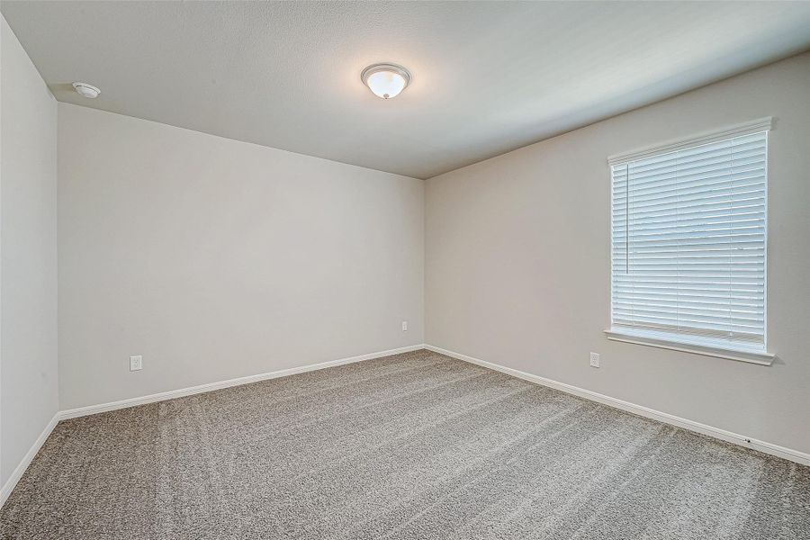 Spacious, unfurnished interior of a new home in Woodland Lakes, Houston (Image 36). Spacious, unfurnished interior of a new home in Woodland Lakes, Houston (Image 36).